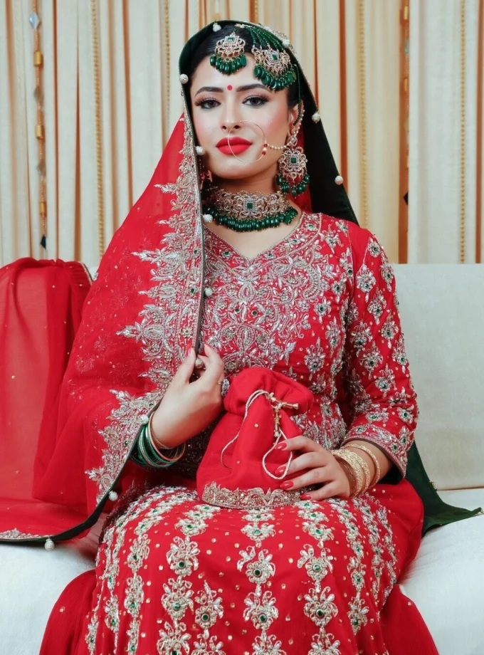 Bridal Lehenga Rood Met Groen