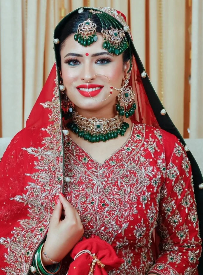 Bridal Lehenga Rood Met Groen