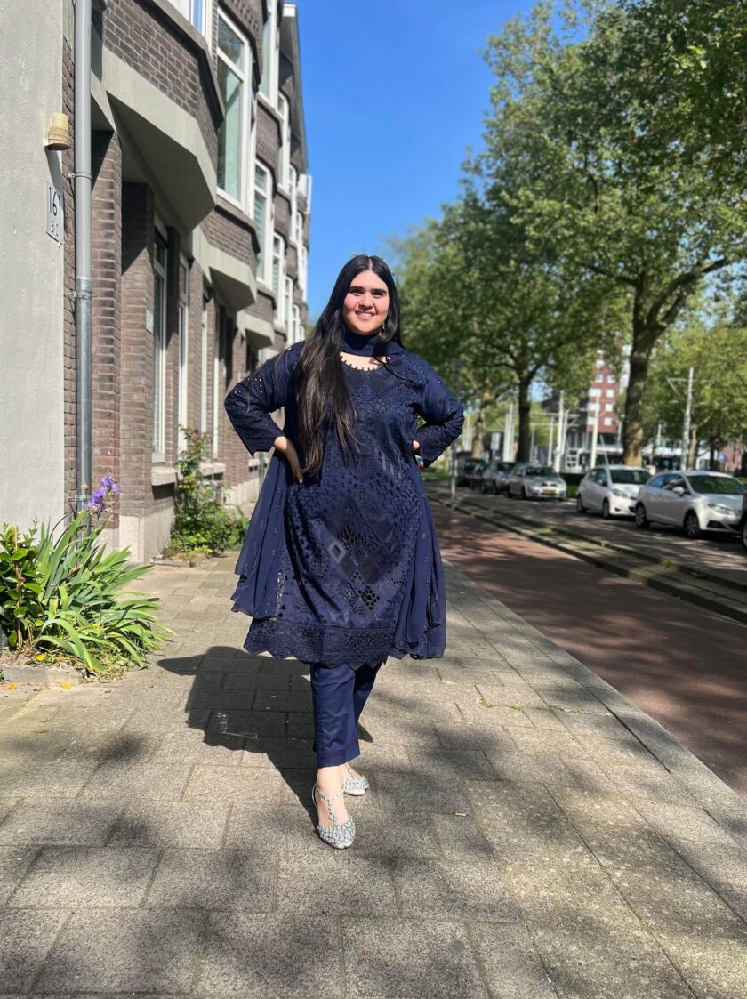Chickenkari suit navy blue
