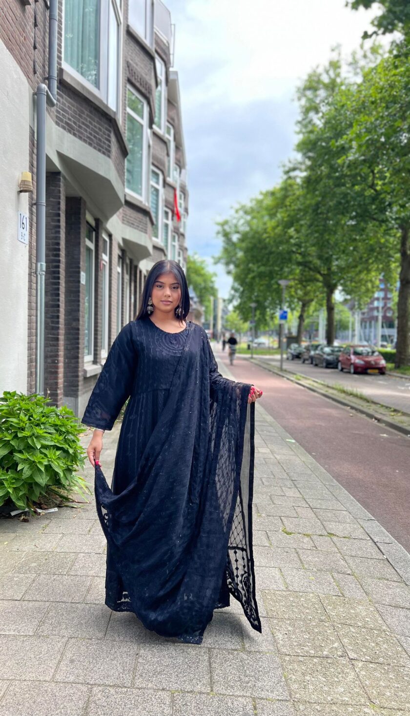 Alizeh chiffon maxi zwart volledig draadbewerkt - Afbeelding 4