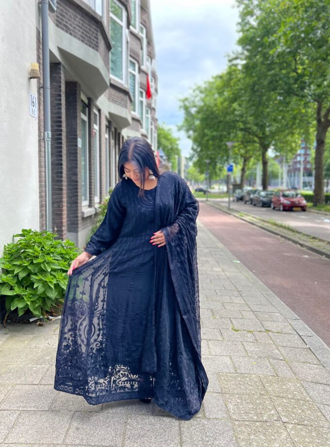 Alizeh chiffon maxi zwart volledig draadbewerkt