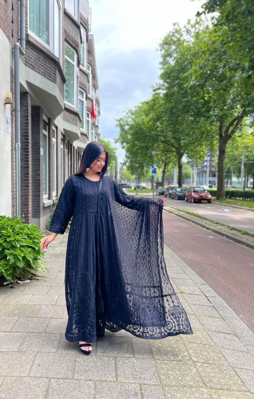 Alizeh chiffon maxi zwart volledig draadbewerkt - Afbeelding 5
