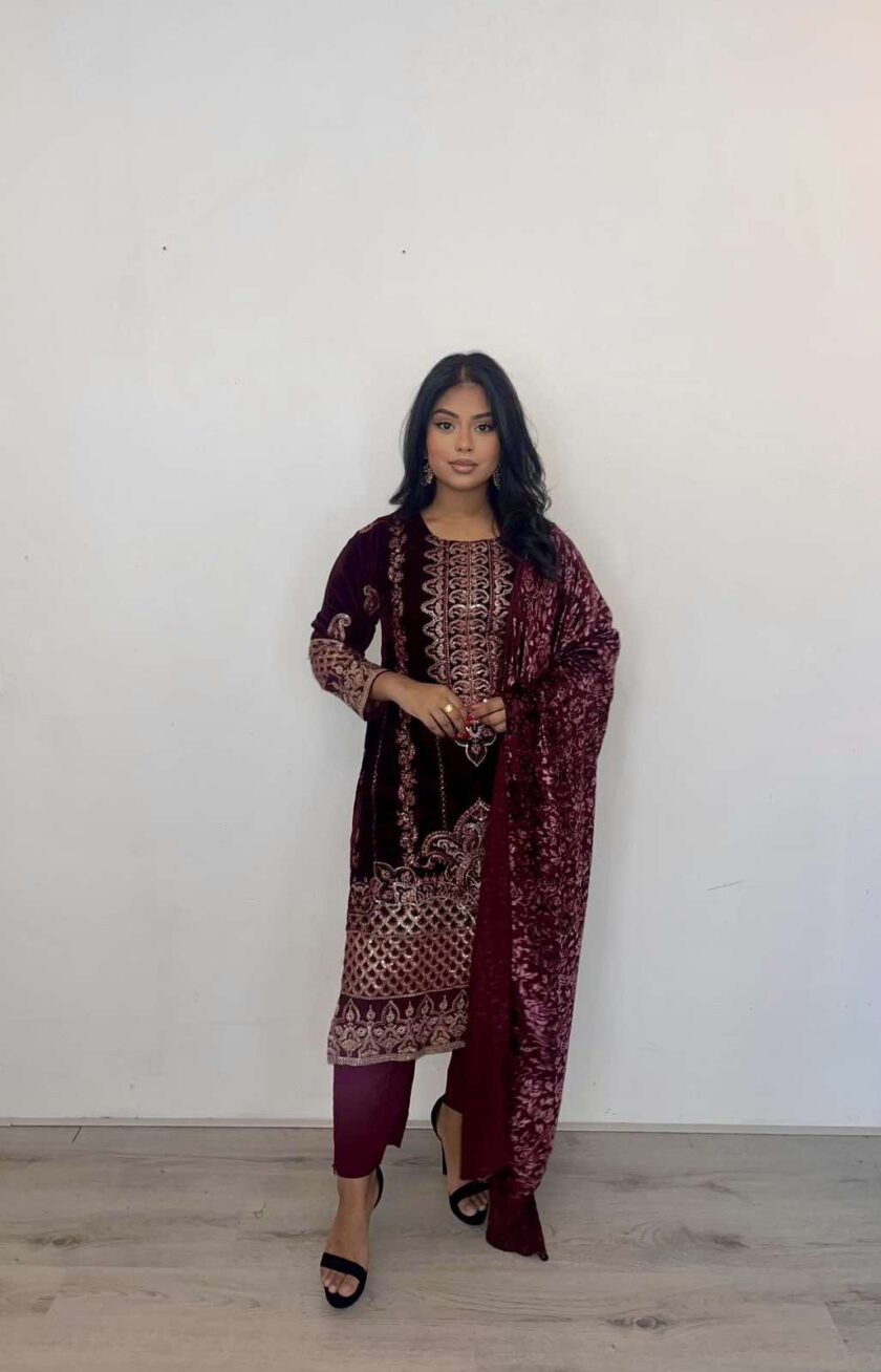 Velvet suit met velvet plachi shawl bordeauxbruin met goud - Afbeelding 5