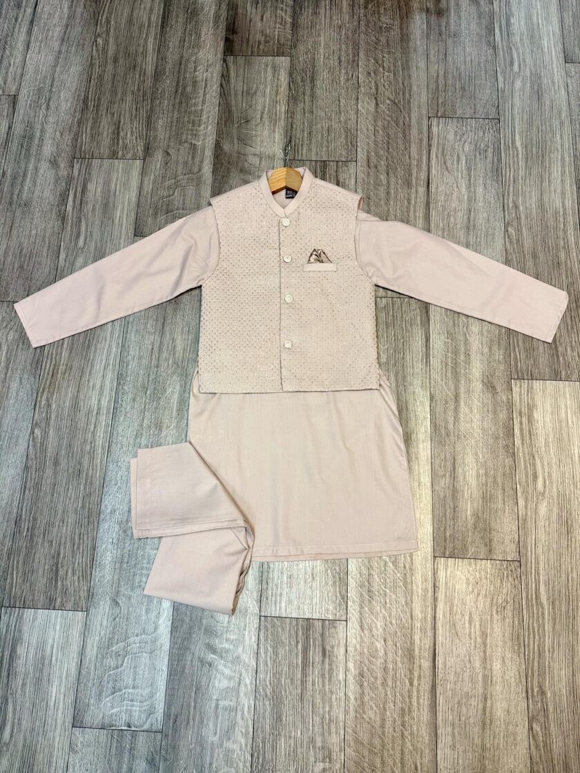 Katoenen shalwaar kameez met waistcoat artikelnummer 0542 maat 134/140