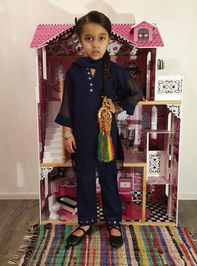 Chiffon shalwaar kameez navy blue met dupatta