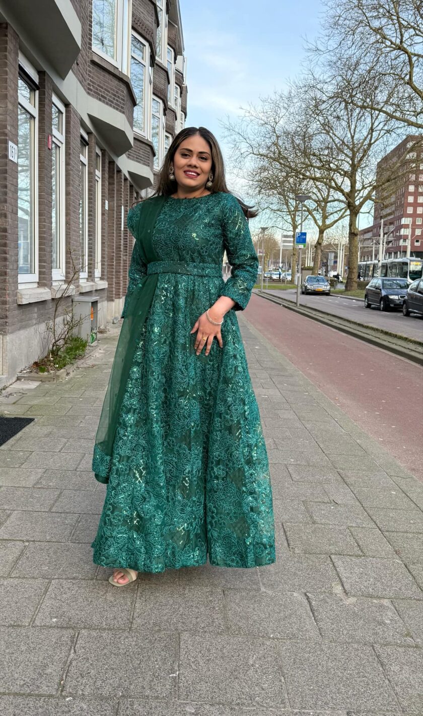 Organza maxi smaragdgroen met riem