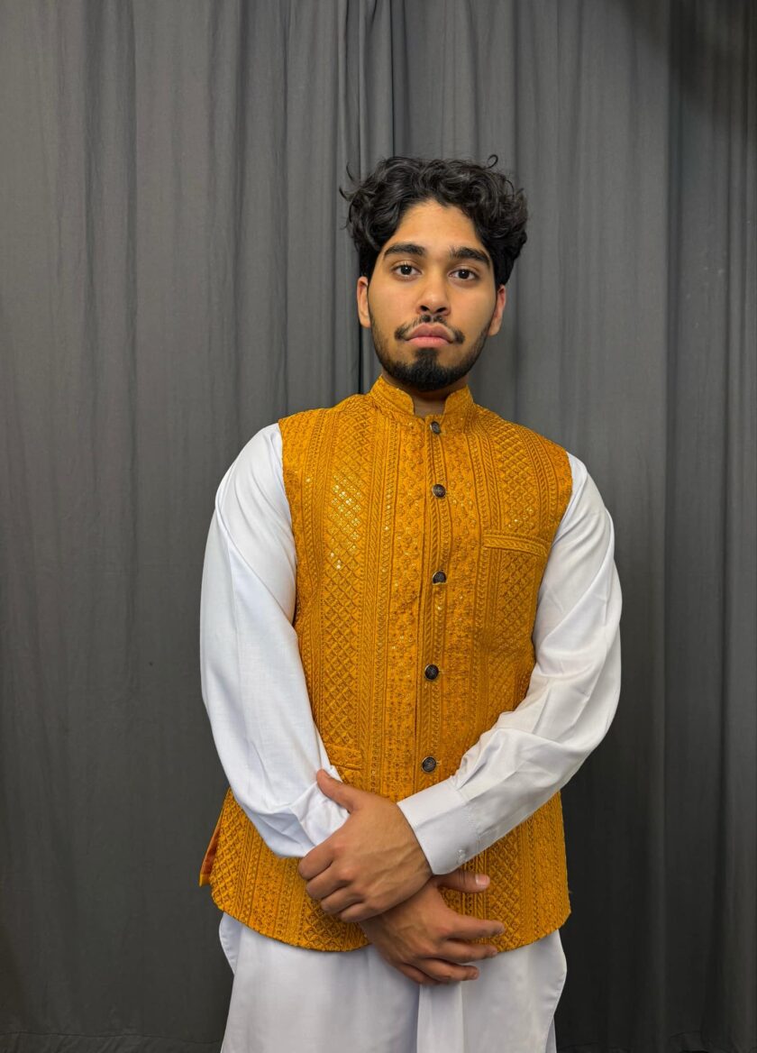 Waistcoat mosterdkleur artikel 9468