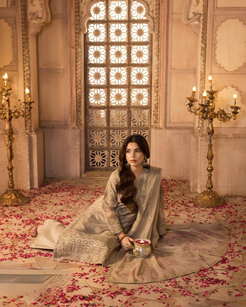 Shaposh organza suit skincolour - Afbeelding 2