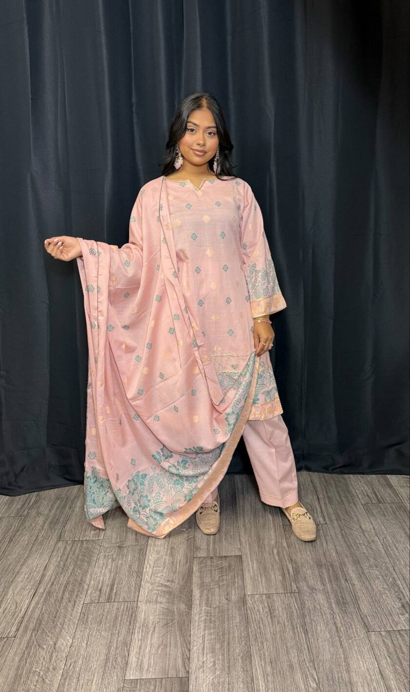 Jacquard print suit roze met gouden lace - Afbeelding 4