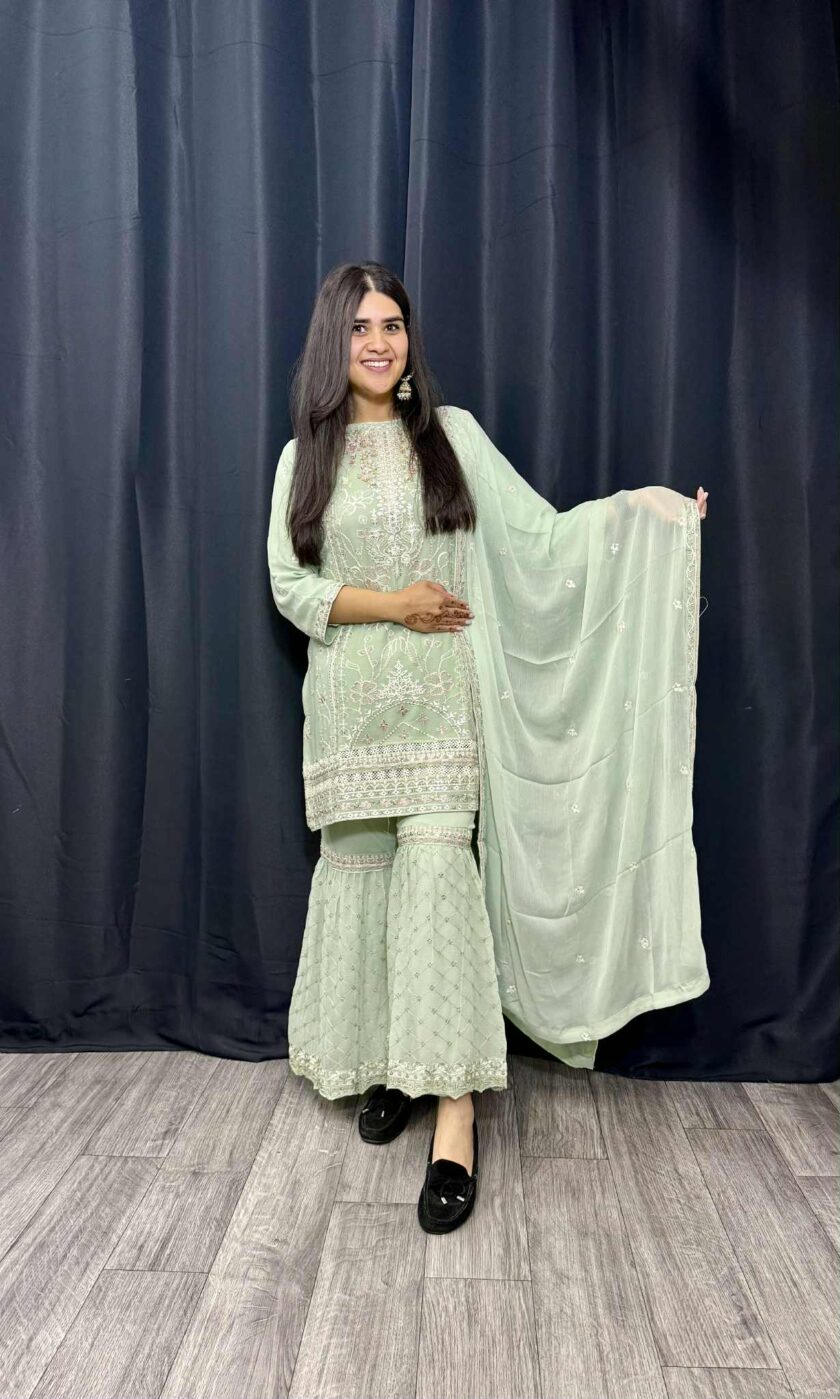 Agha Noor 3 piece gharara minty