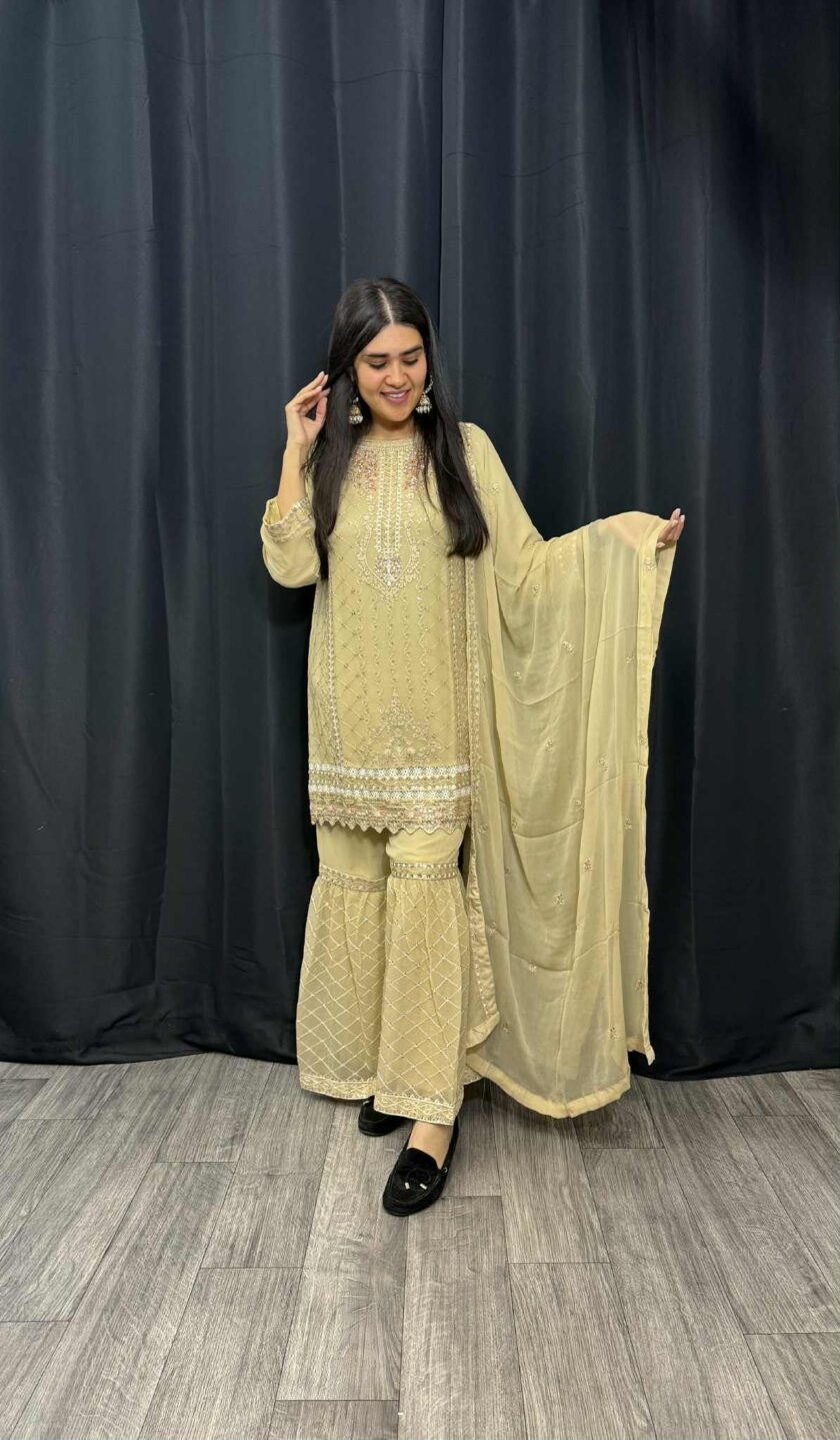 Agha Noor 3 piece gharara crème