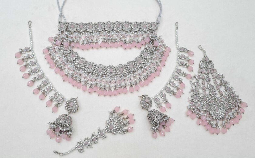Bridal jewellery zilver met roze