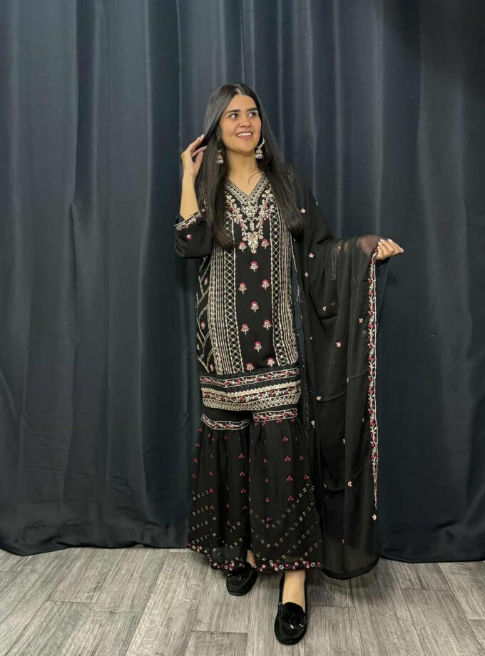 Agha Noor 3 piece gharara zwart