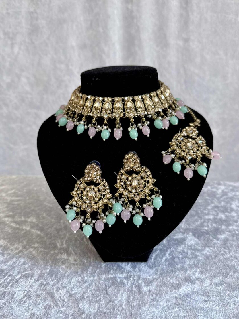 Sieradenset goud met lichtblauw en lila 01748