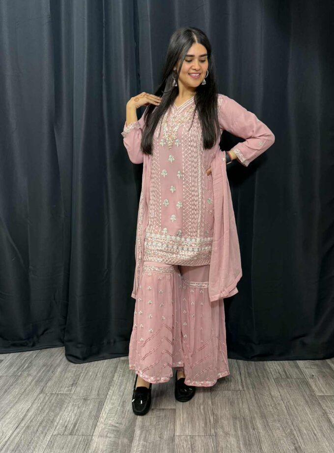 Agha Noor 3 piece gharara roze