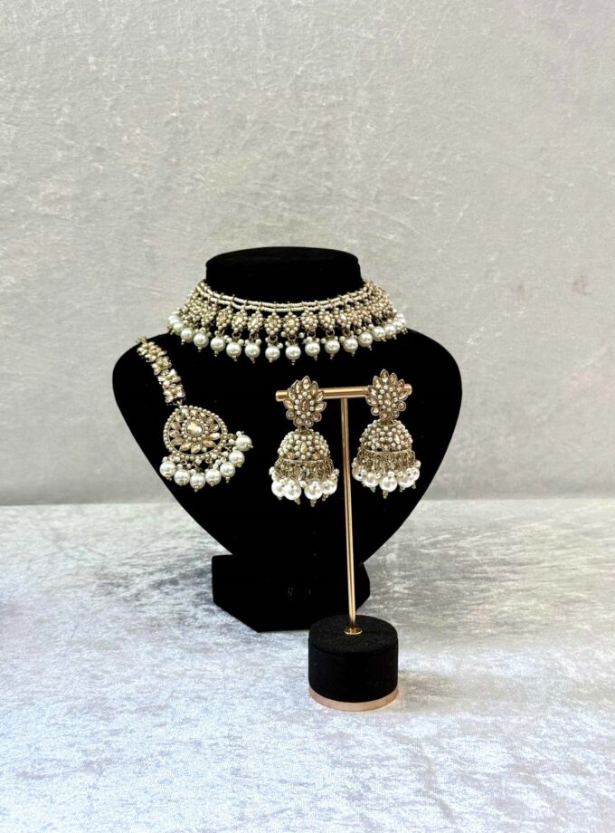 Sieradenset goud met wit 01758