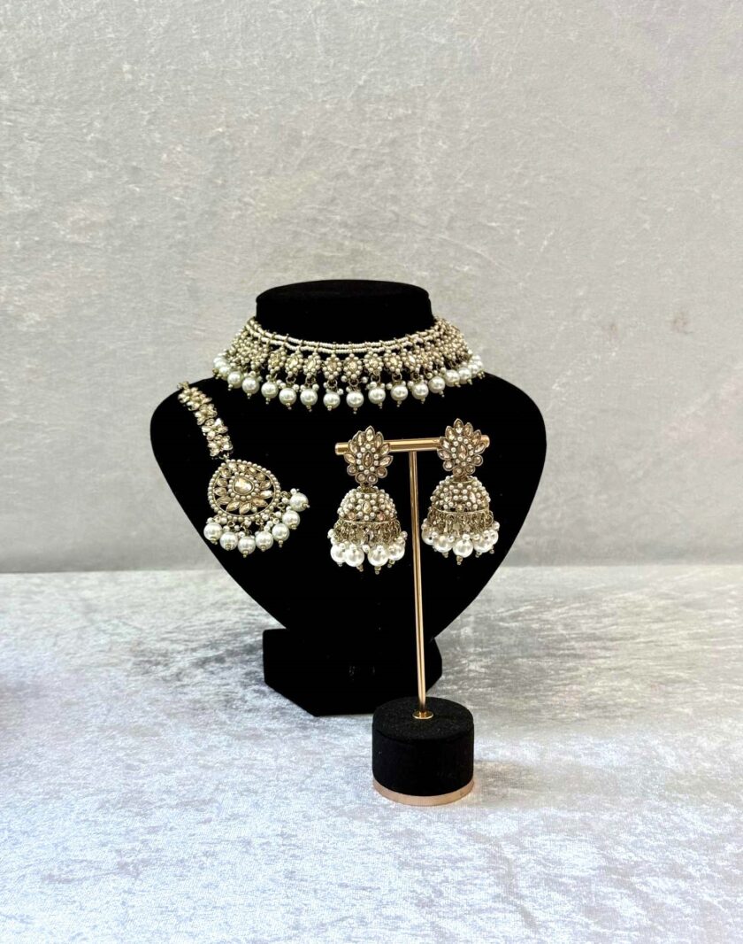 Sieradenset goud met wit 01758