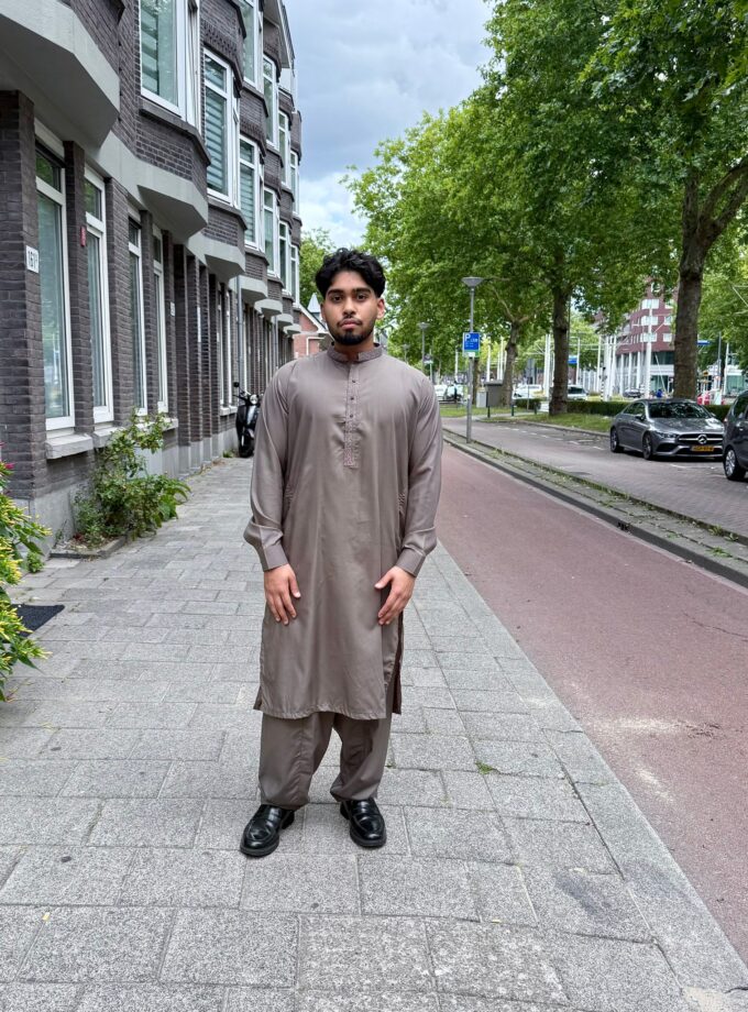 Shalwaar kameez wash and wear grijs/taupe