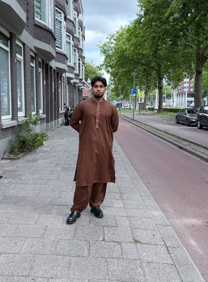 Shalwaar kameez wash and wear bruin artikel 11441