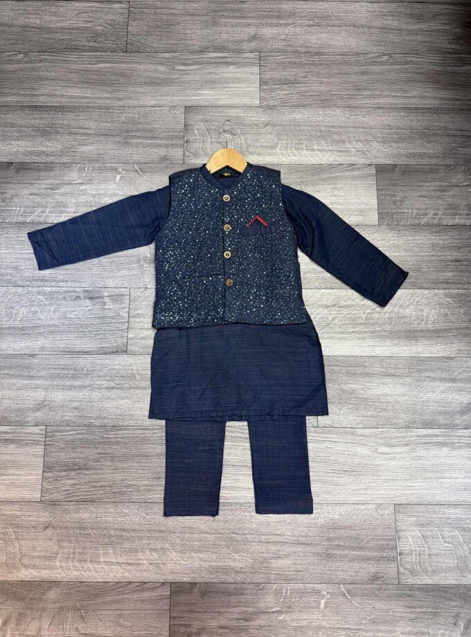 Katoenen shalwaar kameez met waistcoat artikel 11945 maat 116/122