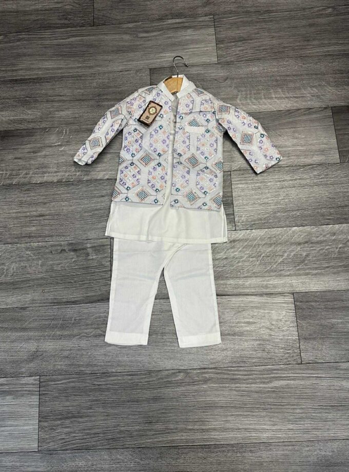 Kurta pyjama met coat artikel 11892 maat 74/80 86/92 98/104 en 128