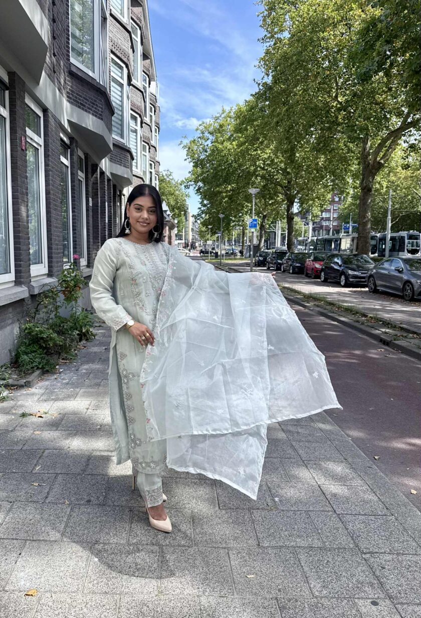 Chiffon suit draadbewerkt 02334 - Afbeelding 4