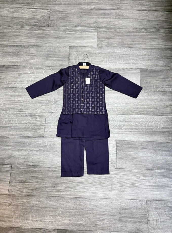 Katoenen shalwaar kameez met waistcoat artikel 12013 maat 98/104 en 122