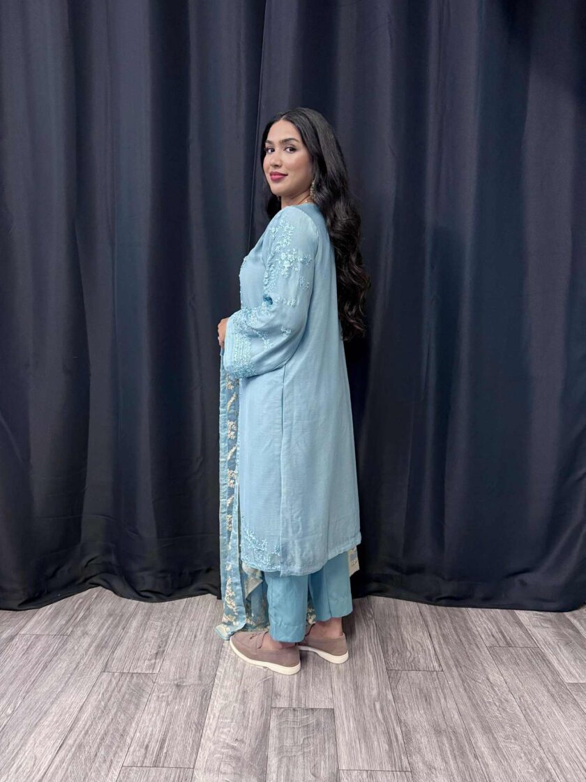 Chiffon suit met chiffon dupatta artikel 12307 - Afbeelding 2