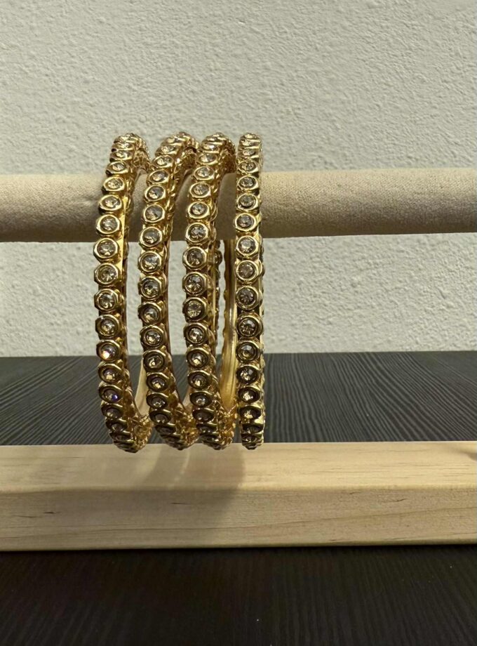 Karay set van 4 artikel 12348 maat 2.6 en 2.8