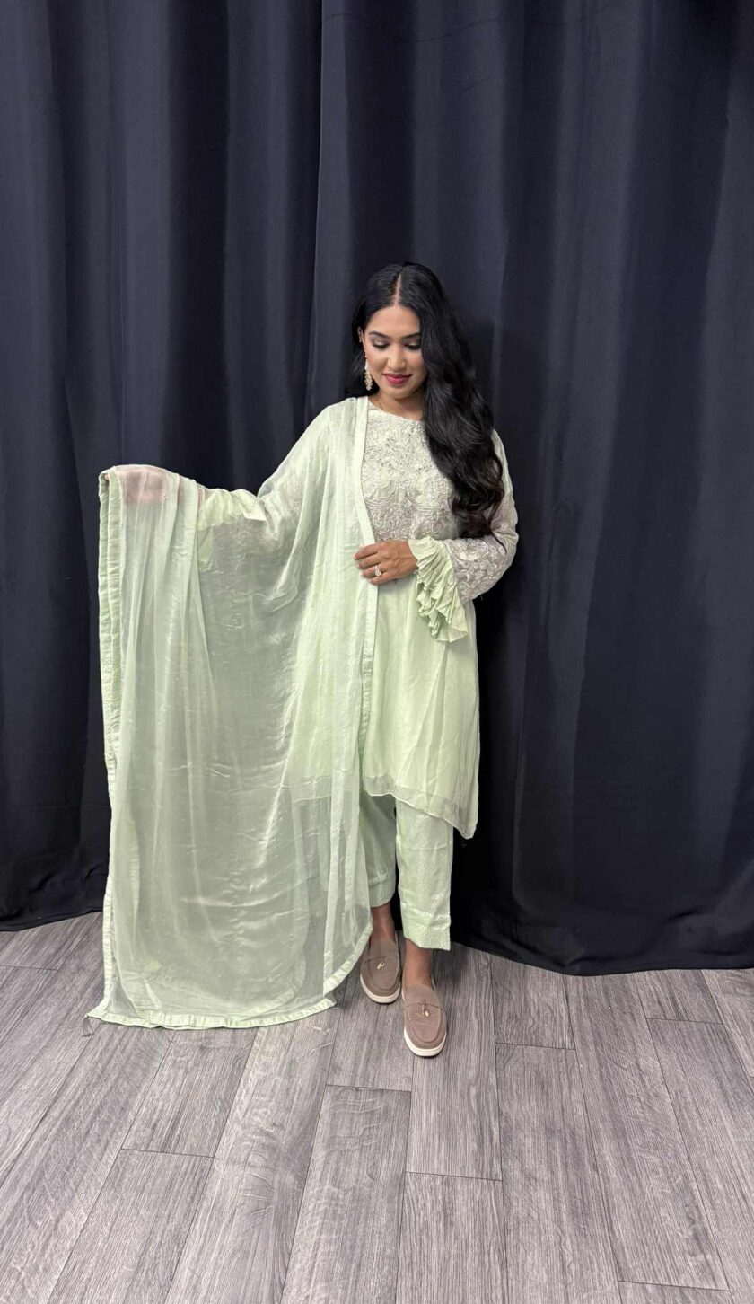 Shaposh chiffon suit mintgroen artikel 12317 - Afbeelding 2