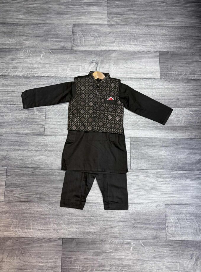 Katoenen shalwaar kameez met waistcoat artikel 12032 maat 86/92 en 128/134