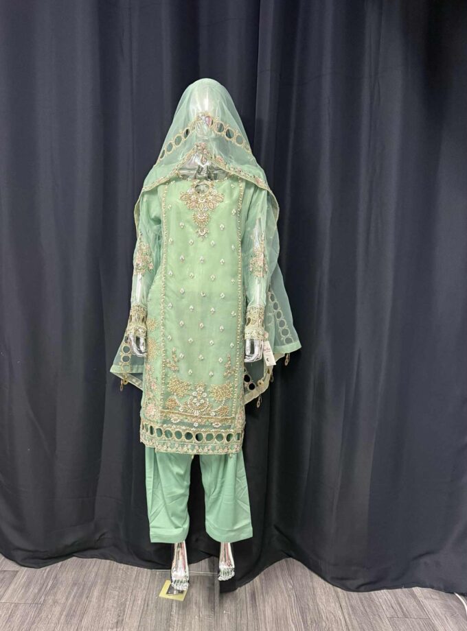 Organza fancy suit maat 2XL en 3XL artikel 12156