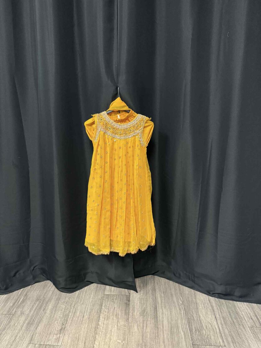 Chiffon jurk geel met dupatta en broek