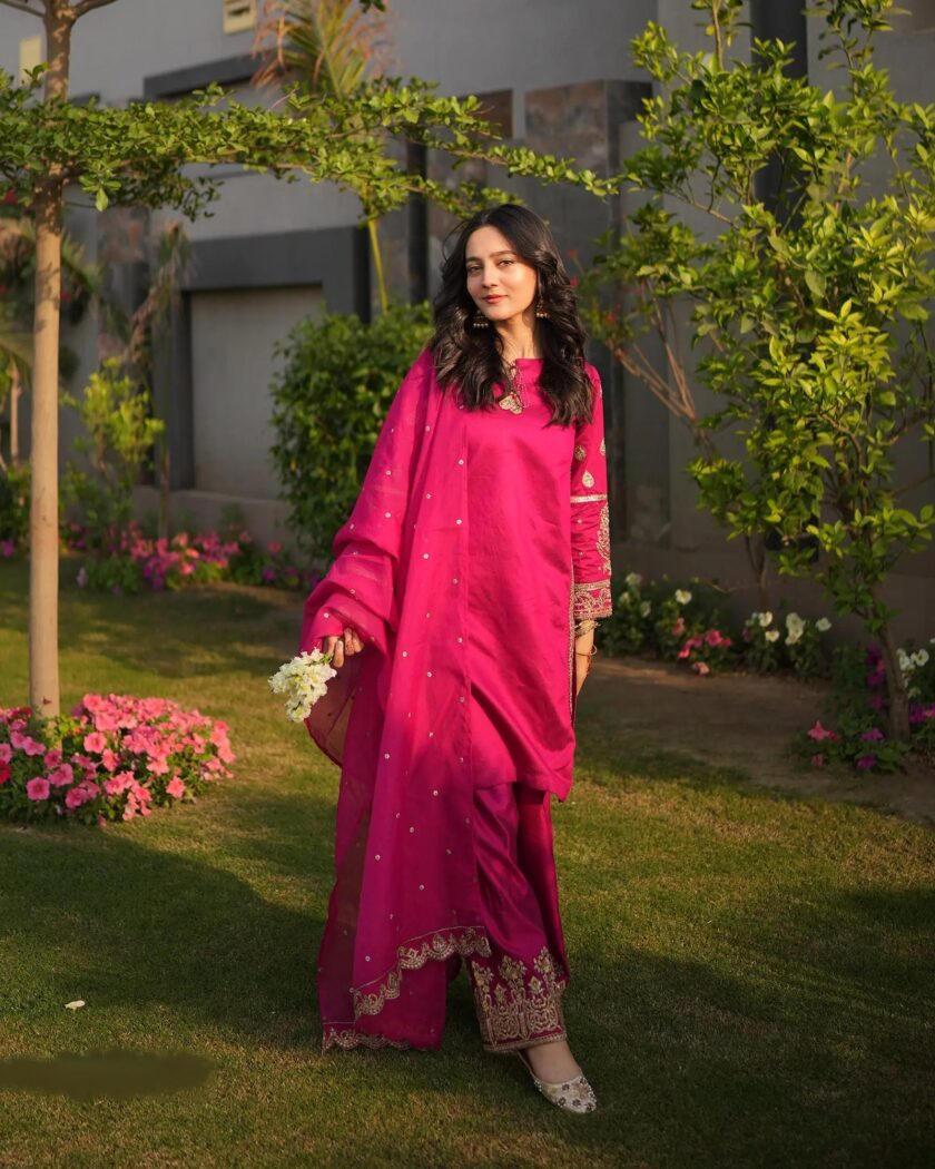 Chambray katan fuchsia driedelige suit