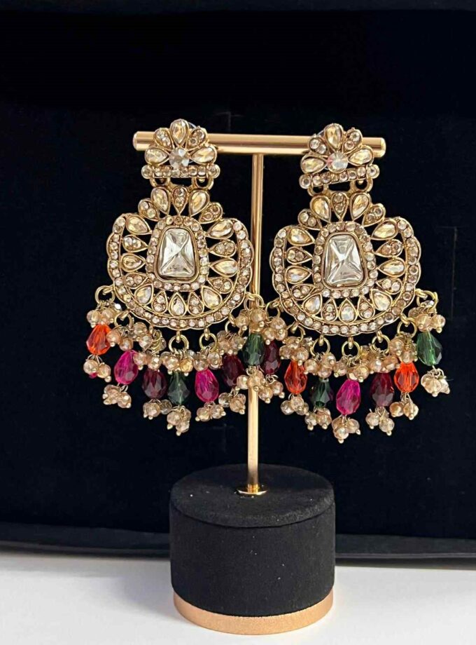 Oorbellen goud met diverse kleuren opties (design 4)