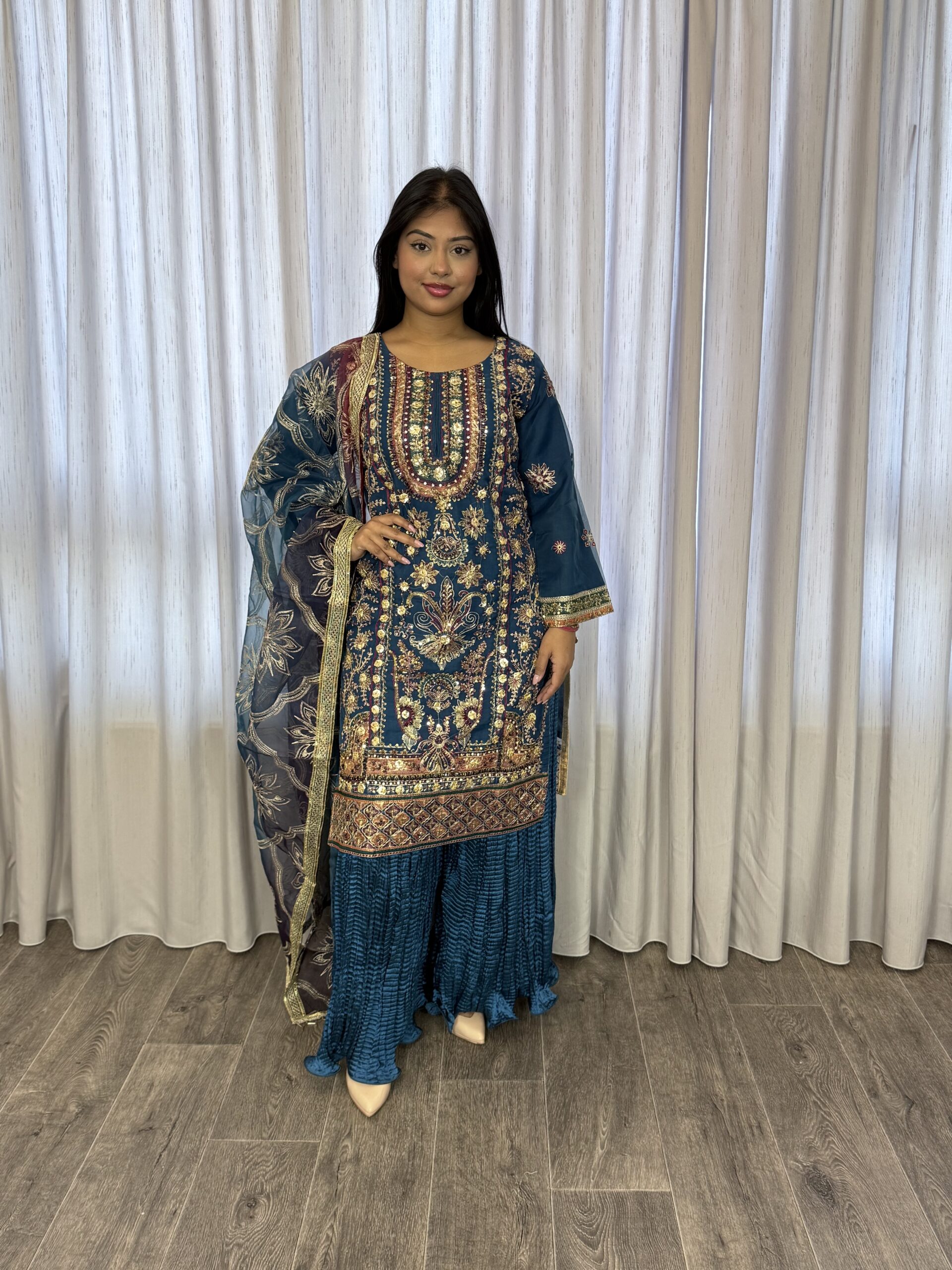 Driedelige plazzo suit blauw- Organza 2023