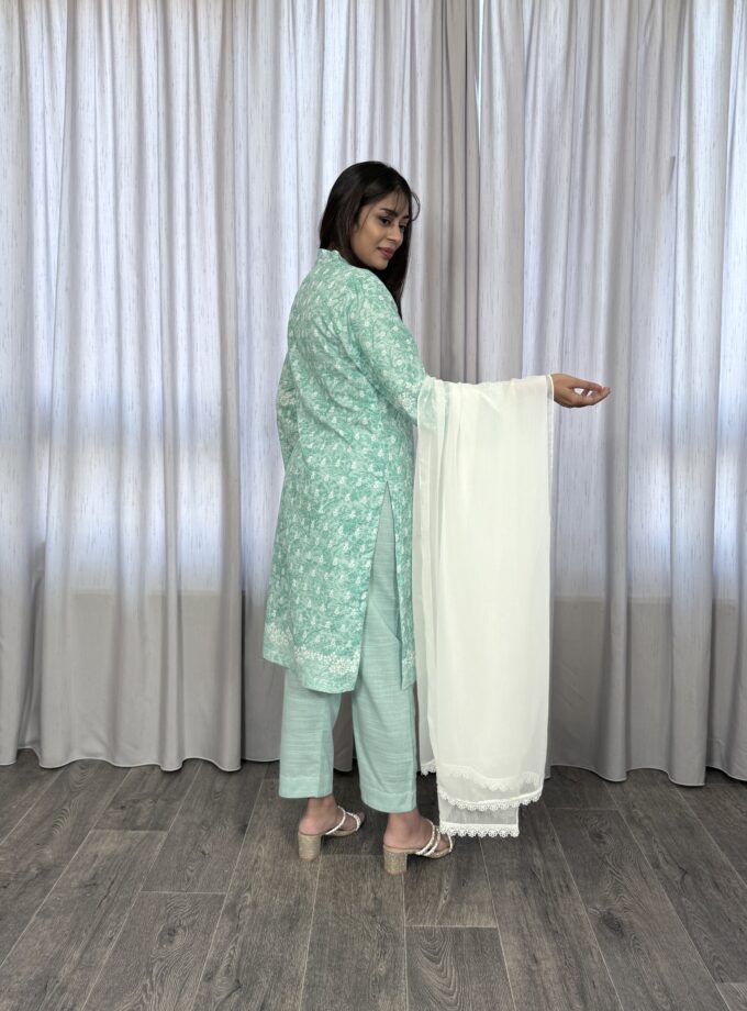 Driedelig wintersuit - khaddar met chiffon dupatta 0421