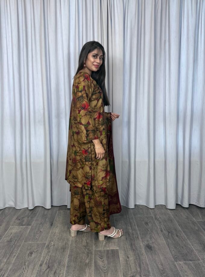 Embroided linnen suit driedelig 01357 maat S en XXL