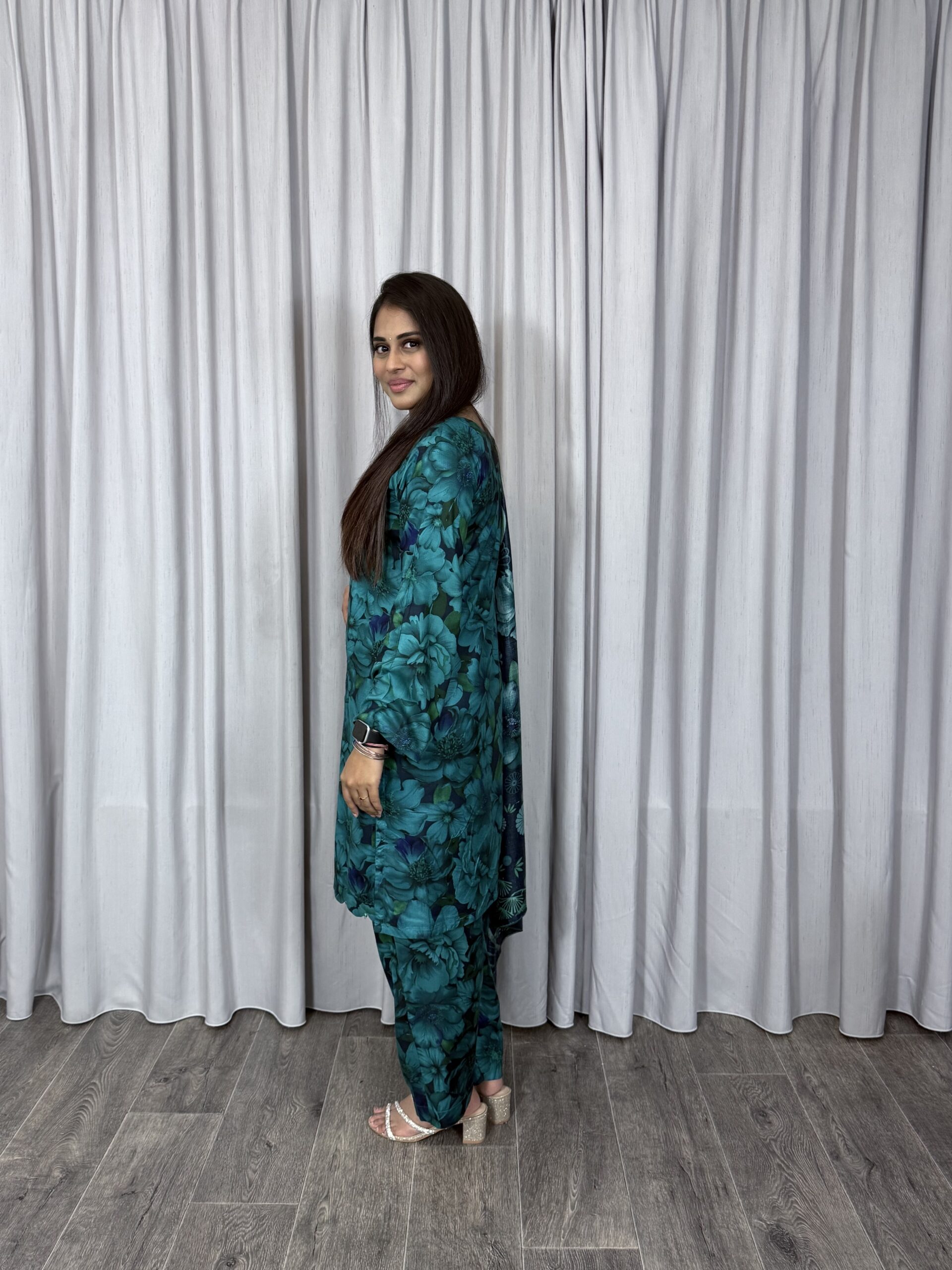 Embroided linnen suit driedelig 01358 - Afbeelding 3