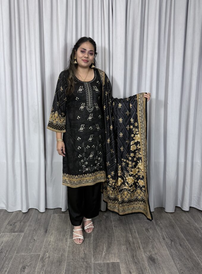 Embroided linnen suit driedelig 01367