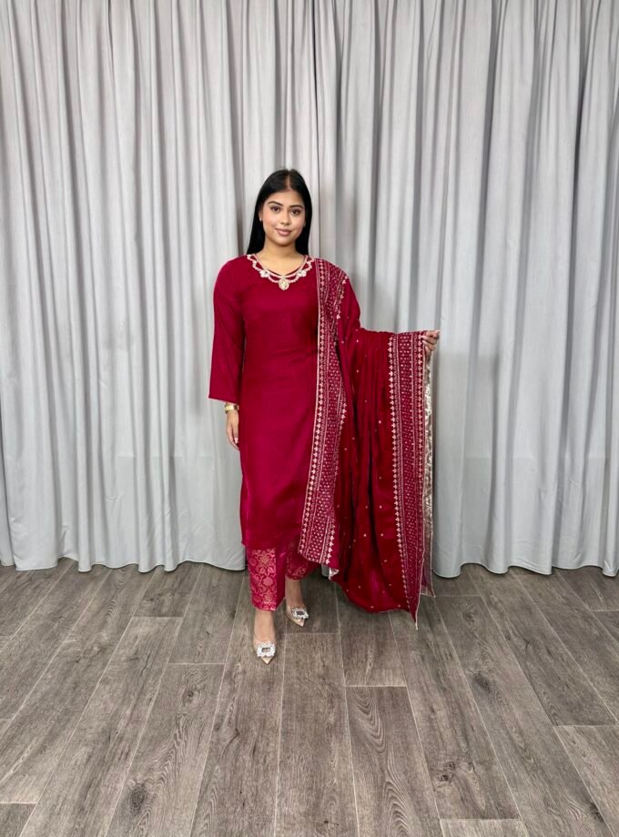 Velvet suit - fuchsia 1726