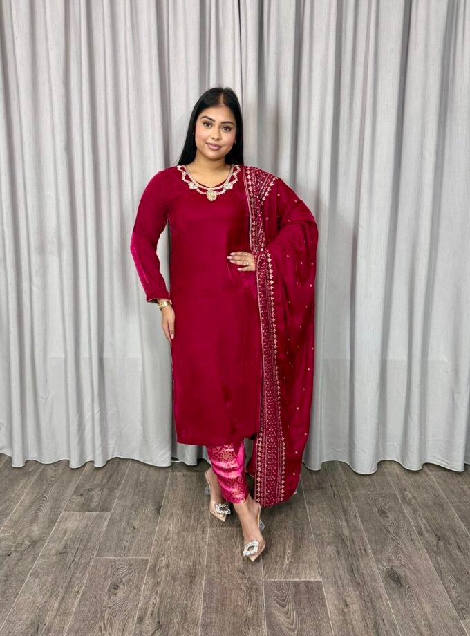 Velvet suit - fuchsia 1726
