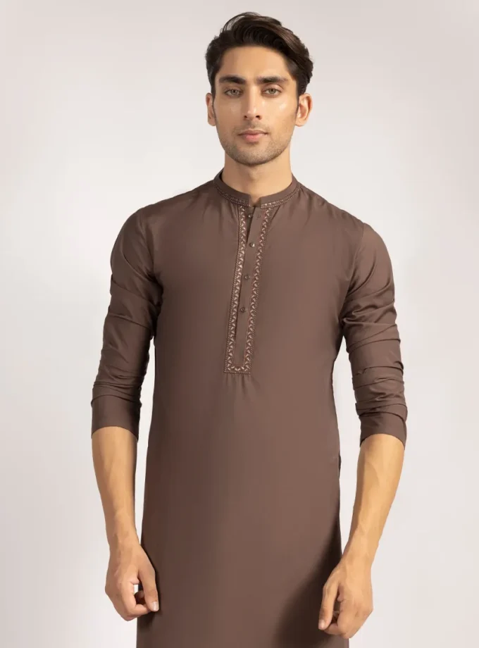 Junaid Jamshed shalwaar kameez - brown 14414 maat M L en XL