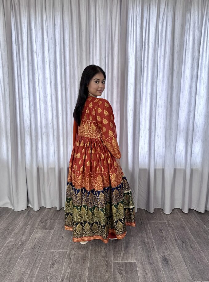 Sindhi frok cambric katan- 3delig 2211