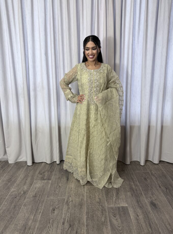 Mona maxi organza crème - driedelig 2223