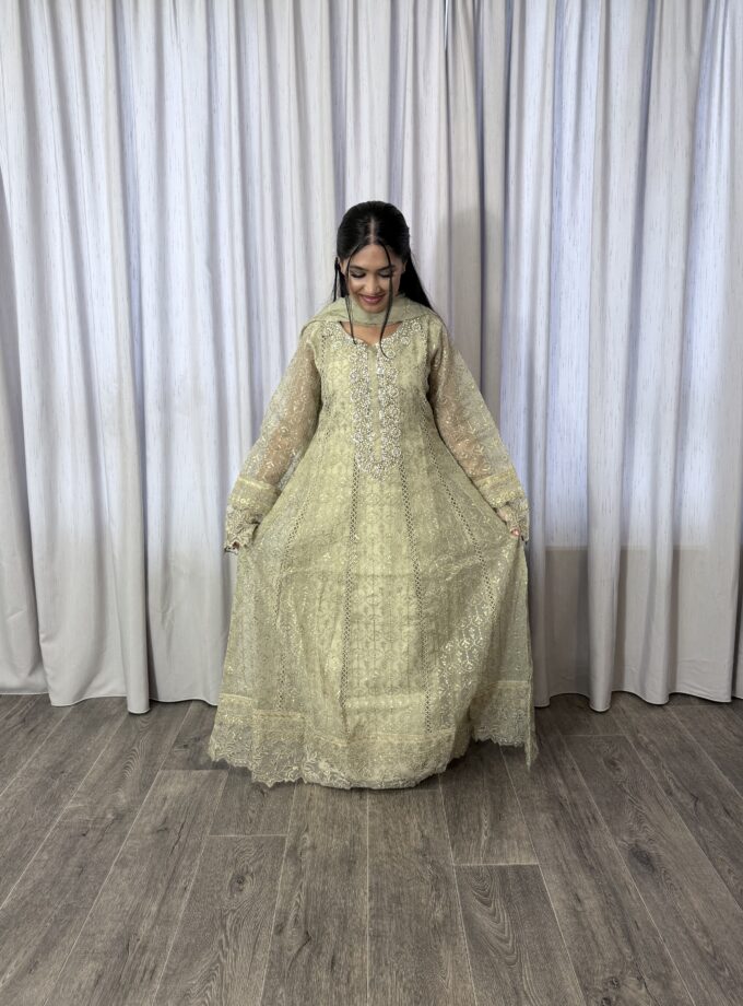 Mona maxi organza crème - driedelig 2223