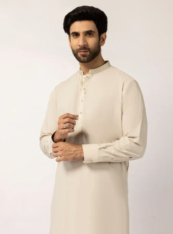 Junaid Jamshed shalwaar kameez - fawn 14604 maat M