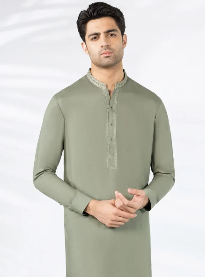 Junaid Jamshed shalwaar kameez - green 14590 maat XL
