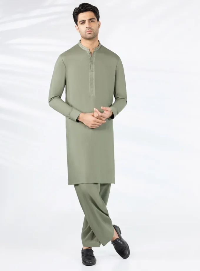 Junaid Jamshed shalwaar kameez - green 14590 maat XL
