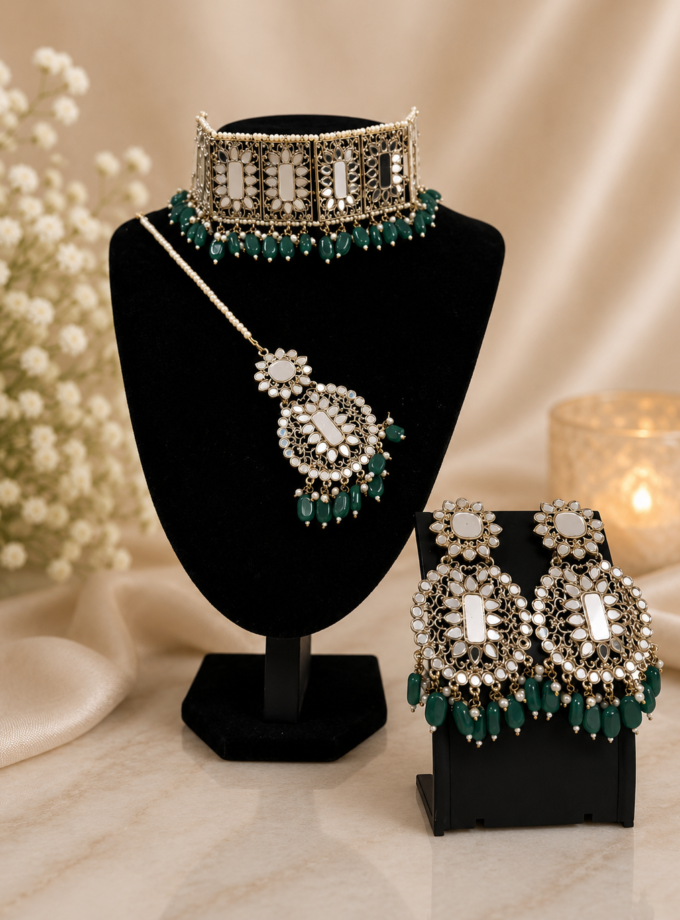 Sieradenset 1035- Kundan met groen